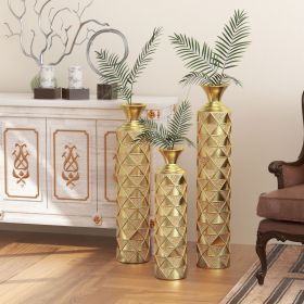 High Distress Metal decorative vase with 3D triangle pattern